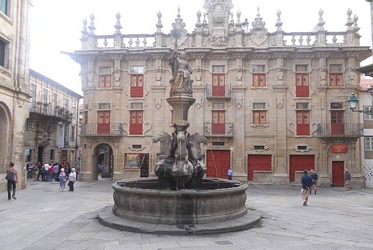 Læs om Visit from Santiago de Compostela