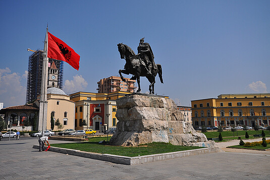 Læs om Dagbog fra Albanien dag 3