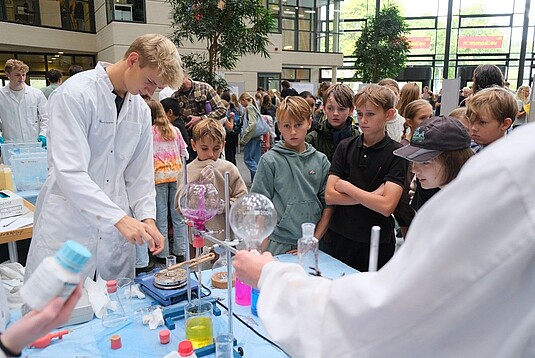 Læs om Naturvidenskabsfestival for de yngste